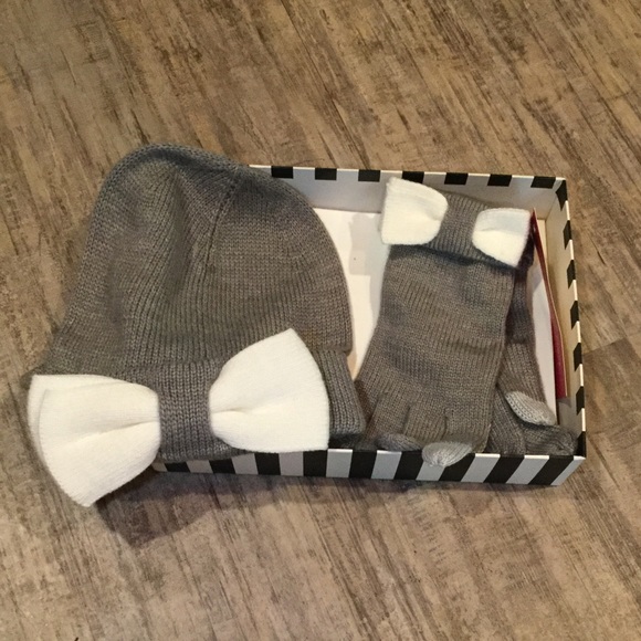 NIB Kate Spade Gray Bow Beanie and Gloves Box Set - Picture 2 of 4